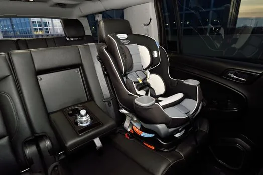 child car seat safety belt installation vehicle