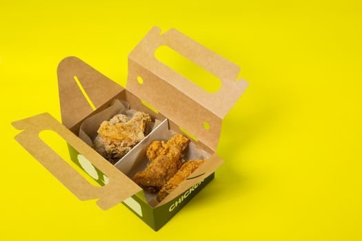 delivery app smartphone food order korean fried chicken box