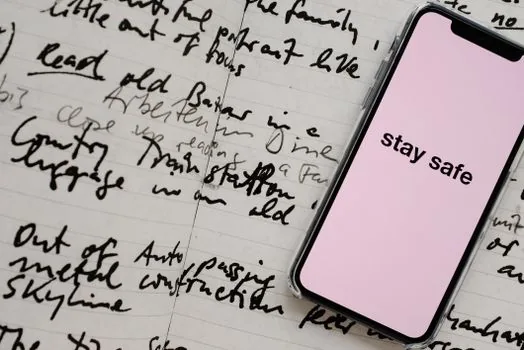 backup password note beside smartphone before changing device